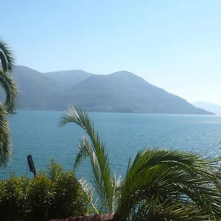 Residenza Bettina & B&B 론코 소프라 아스코나