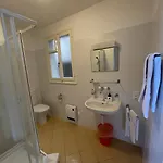 فندق مبيت وإفطار Residenza Bettina & رونكو سوبرا أسكونا